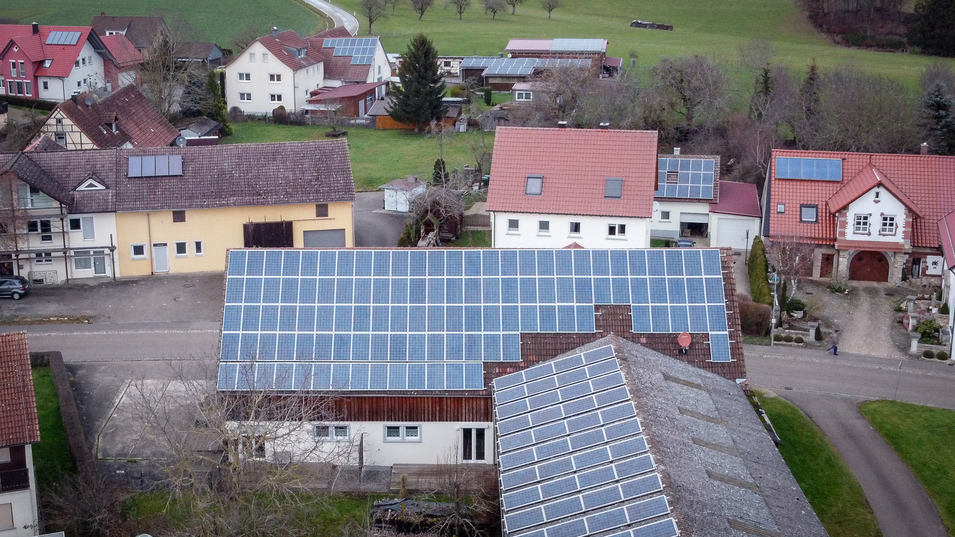Photovoltaik-Scheunendach-Ellwangen-Beersbach-referenz-walter-energy